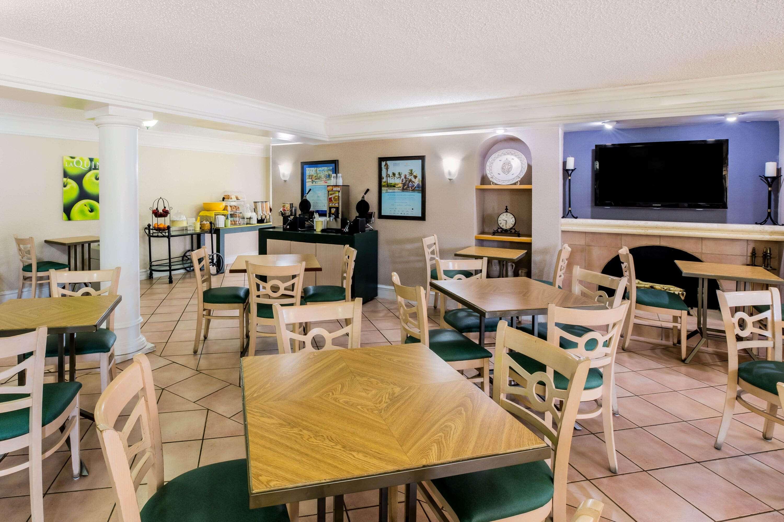 La Quinta Inn By Wyndham Lufkin Luaran gambar